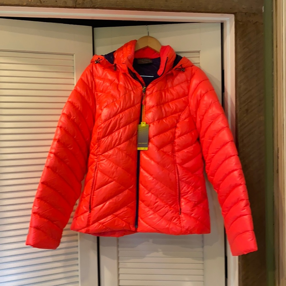 Tek Gear waterproof wind resistant jacket